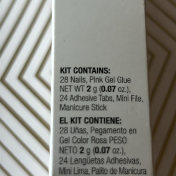 Kiss Nails GEL Fantasy Collection Press or Glue Manicure Medium FL01X NIB - Picture 6 of 6